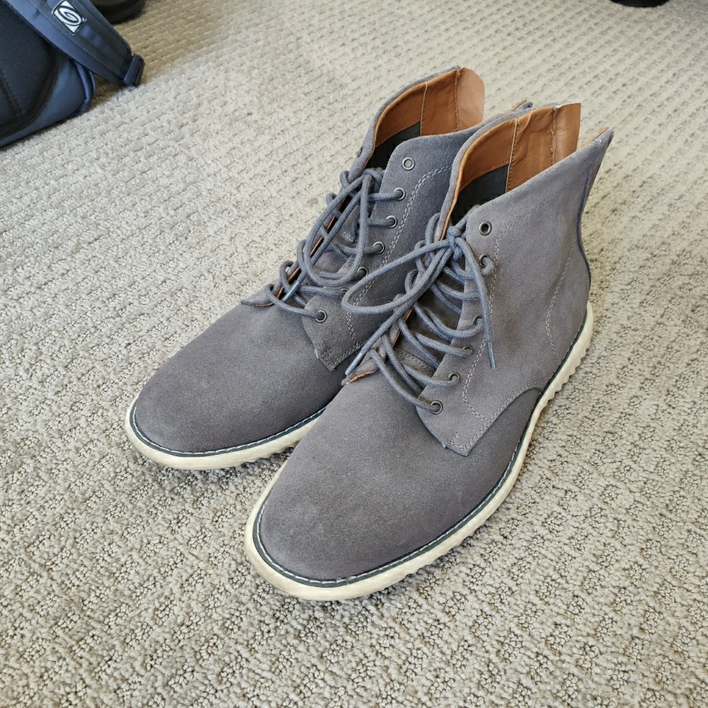 Steve Madden Leather Midtop Zipper Boots